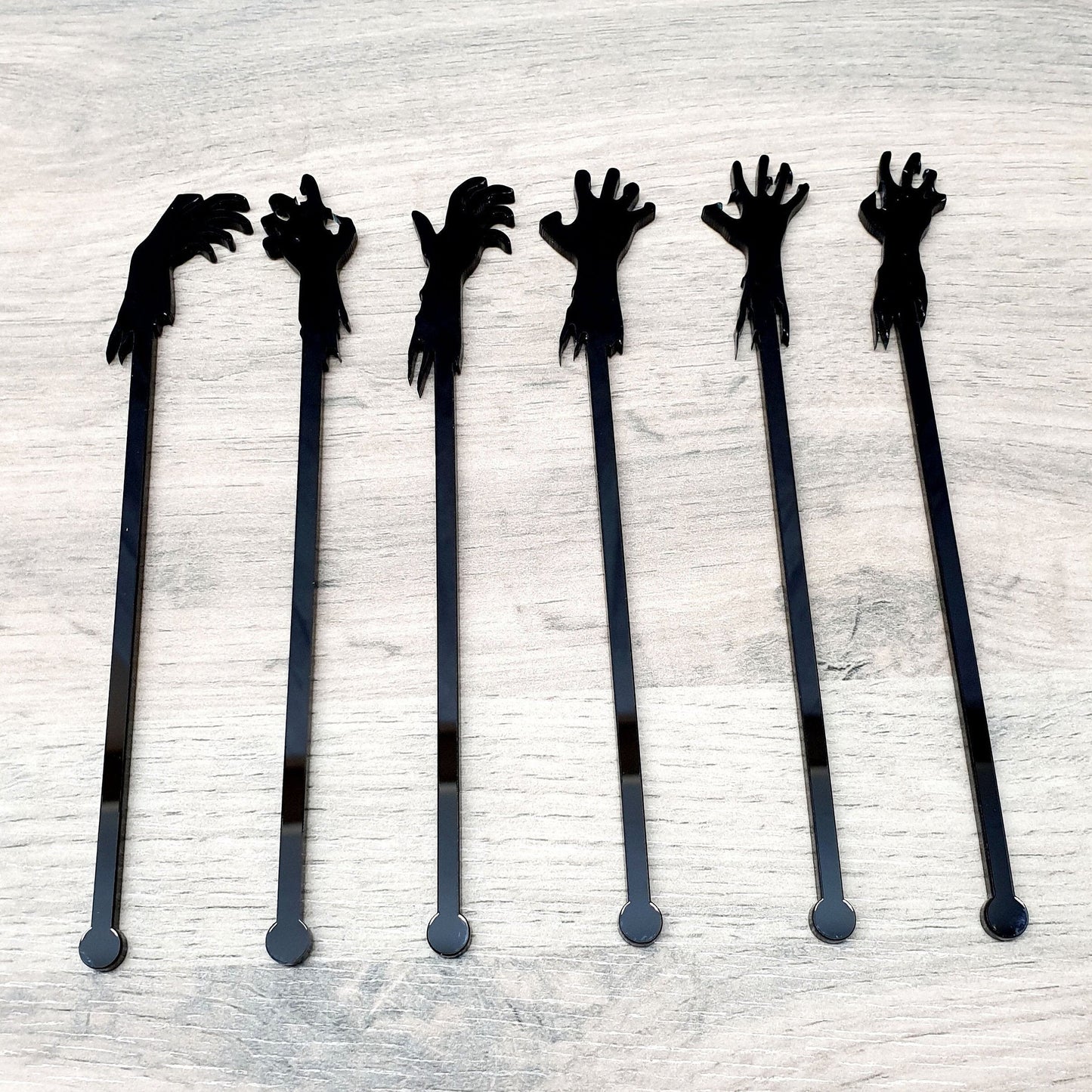 Pack of 6 Halloween Stirrers - Drink Stirrers, Party Decoration, Acrylic Halloween Decor, Halloween Gift, Swizzle Sticks, Spooky Cocktails