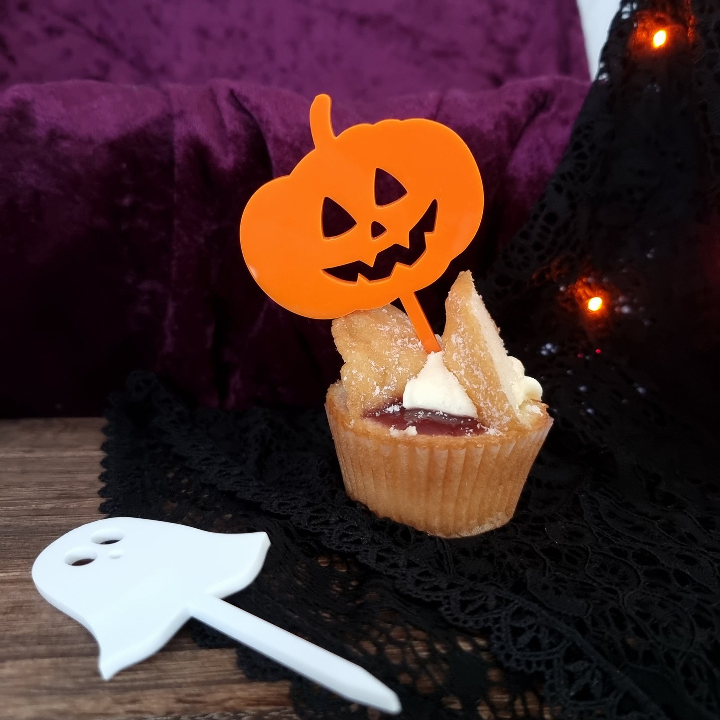 Pack of Six Halloween Cupcake Toppers - Party Decorations, Acrylic Halloween Decoration, Spooky Decorations, Halloween Party, Cake Toppers,